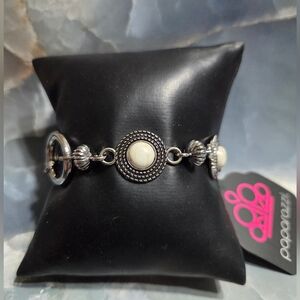 Paparazzi White Stone Silver-Tone Bracelet
